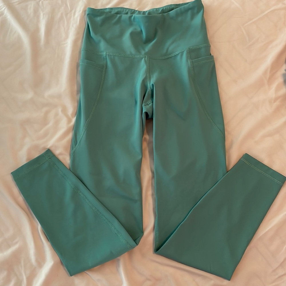 Old Navy Elevate Leggings